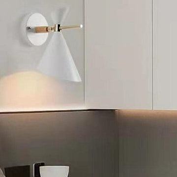 NordicElegance - Einfache Wandleuchte von Horn