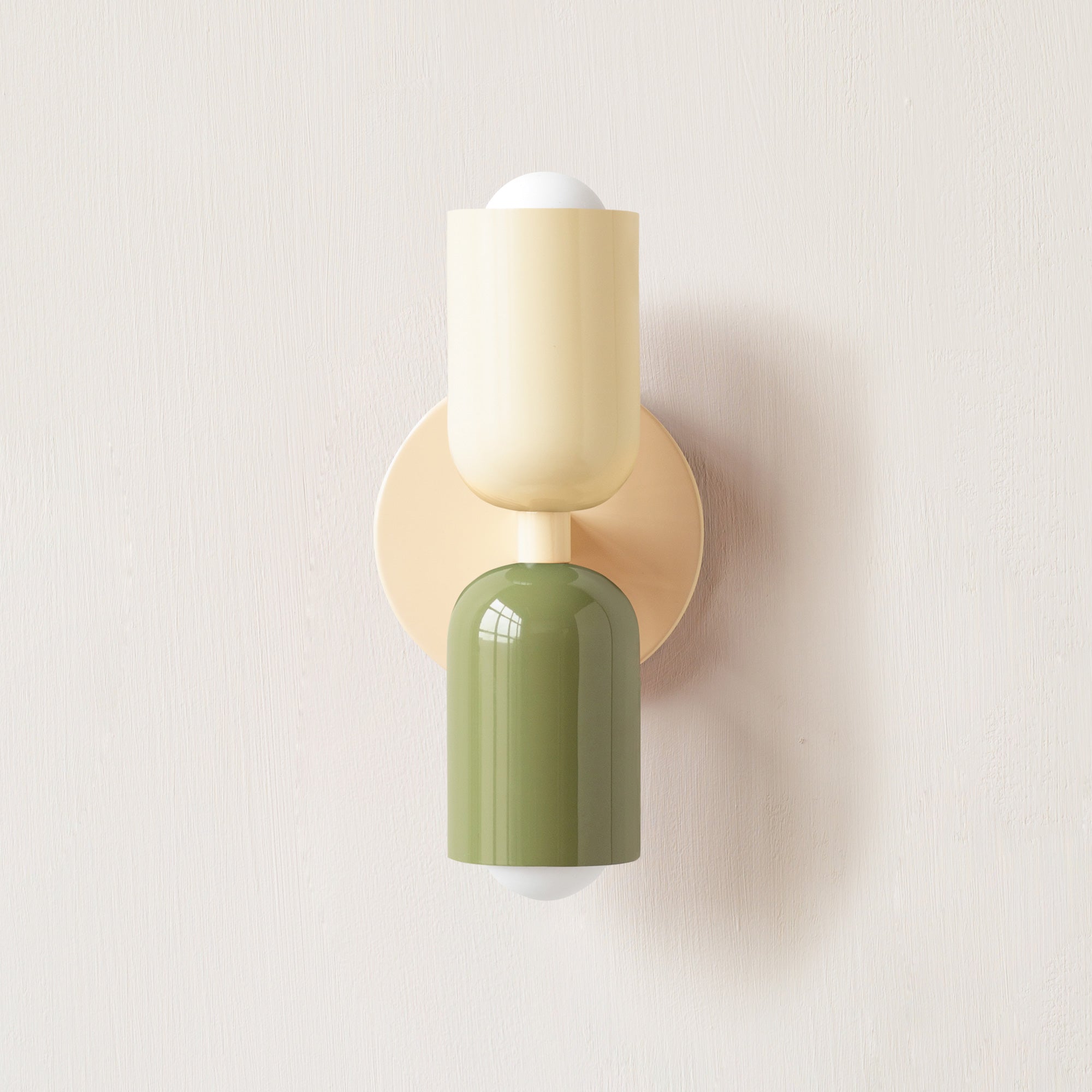 LuxeBrio - Elegantné a štýlové nástenné svietidlo