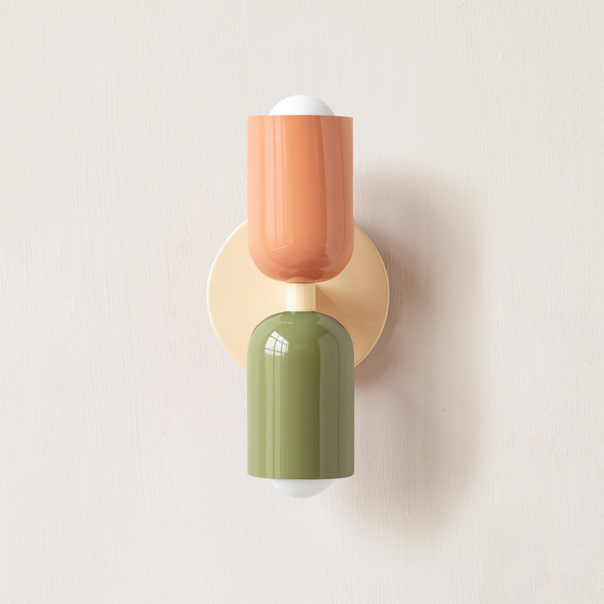 LuxeBrio - Elegantné a štýlové nástenné svietidlo