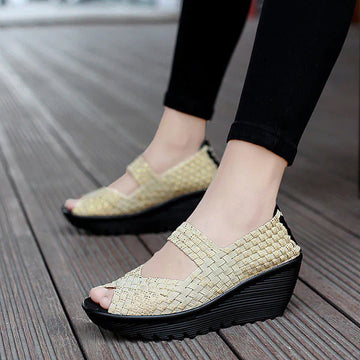 FeatherEase - Bequeme Keilabsatzsandalen mit weicher Sohle