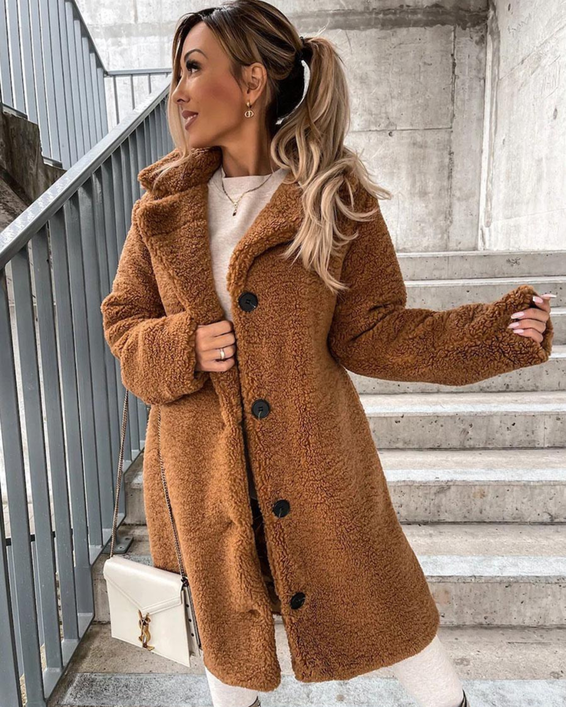 Devako Aroa | Supreme Weicher Teddy Mantel