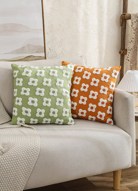 Floriva – obliečka na vankúš obdĺžniková s výšivkou sedmokrásky, bavlna