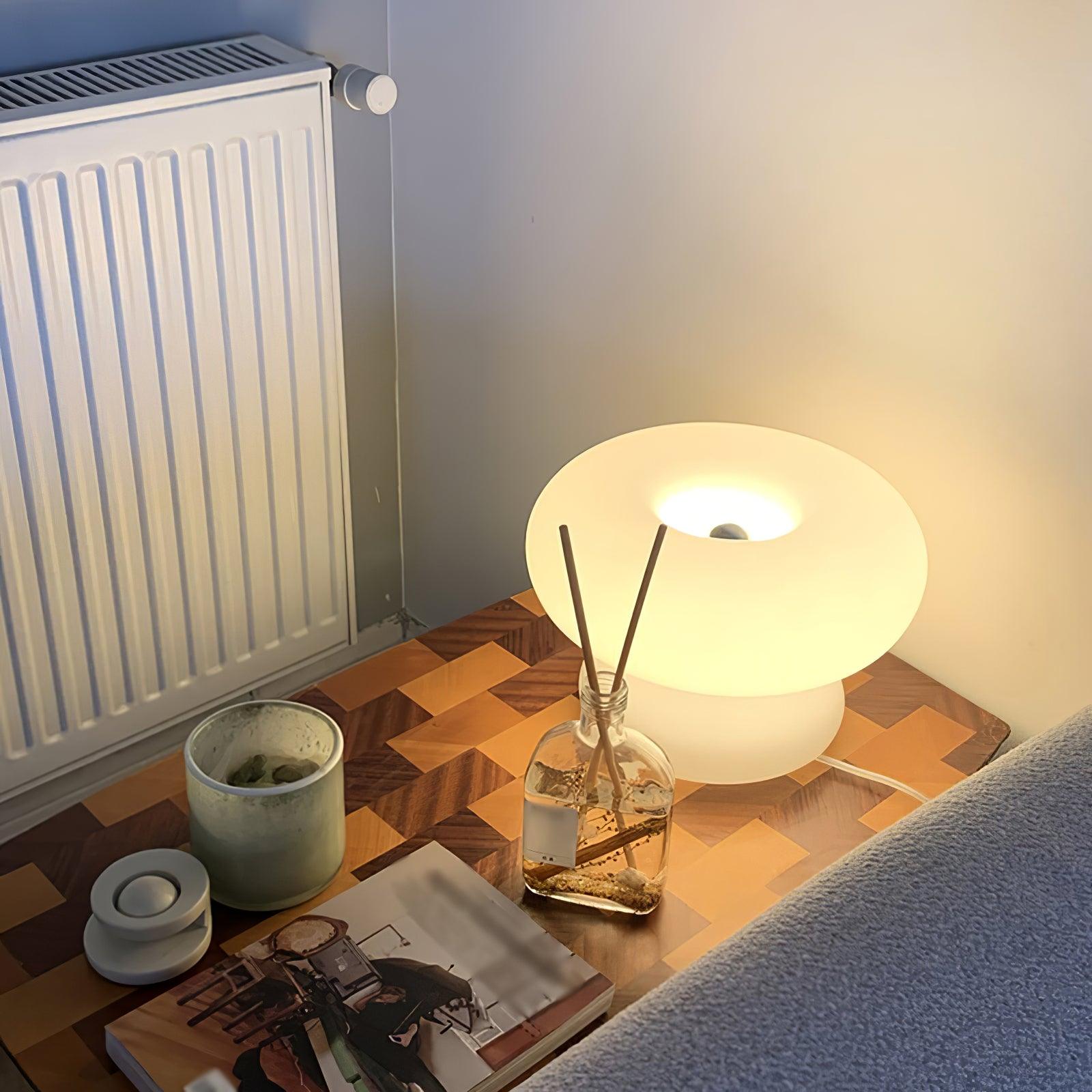 DonutLamp - Jemná a žiarivá stolná lampa, perfektná do každej miestnosti
