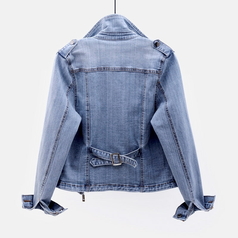 Giacca di jeans da donna – stile vintage, ampia e comoda per ogni occasione