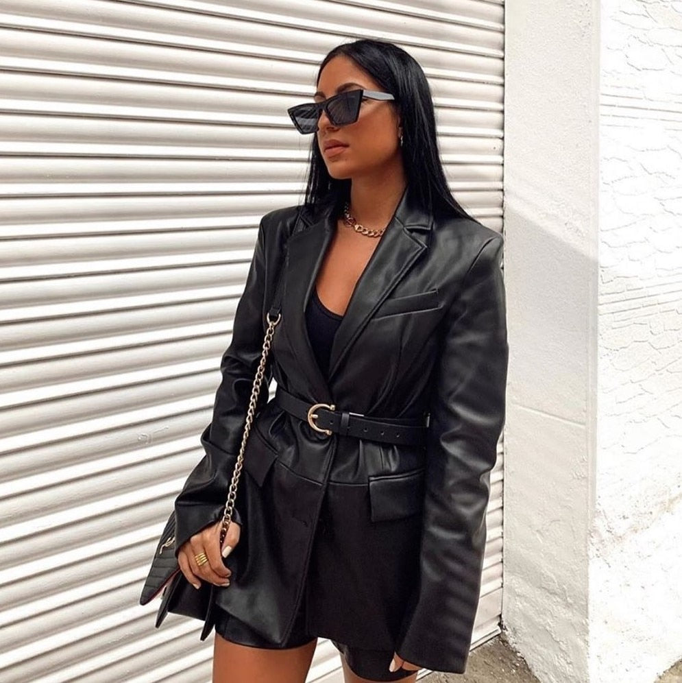 Winlena Blazer – Blazer en cuir élégant pour femmes avec coupe moderne