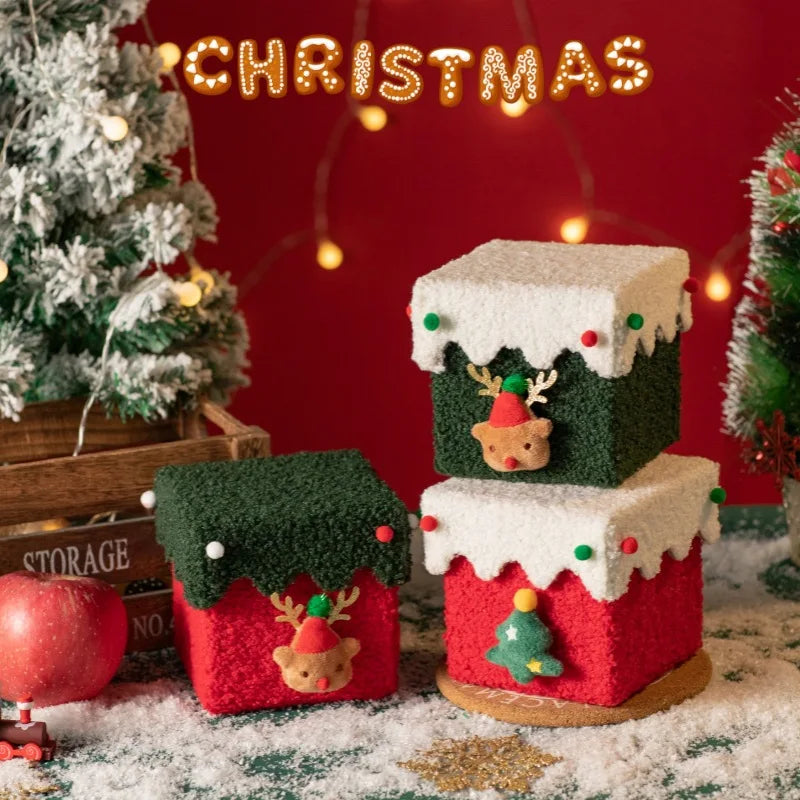 Kerstcadeaudoos in appelvorm van stevig karton 0