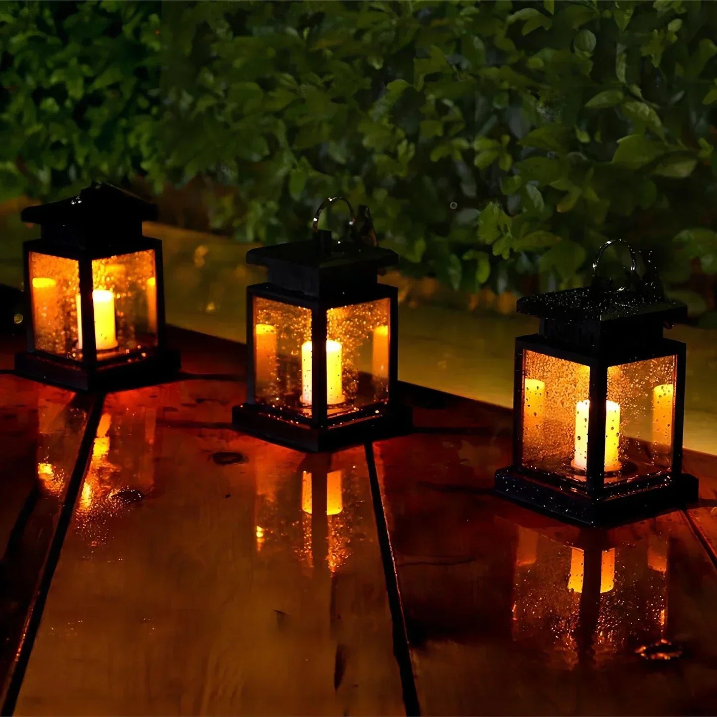 FloralGlow - Elegante Gartenlaterne