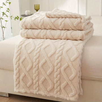 CozyNest – Flauschige Coral Fleece Decke für Sofa & Bett Leicht & Weich