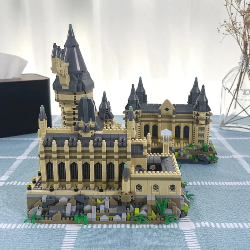 Buildora – Sada mikro kociek Stredoveký hrad 3000+ dielikov – Deti & Dospelí
