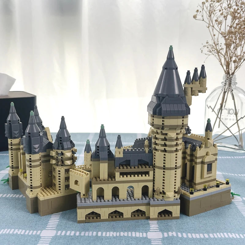 Buildora – Sada mikro kociek Stredoveký hrad 3000+ dielikov – Deti & Dospelí