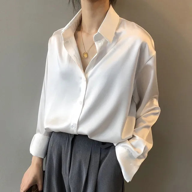 Devako Emily | camicetta di raso casual e comoda