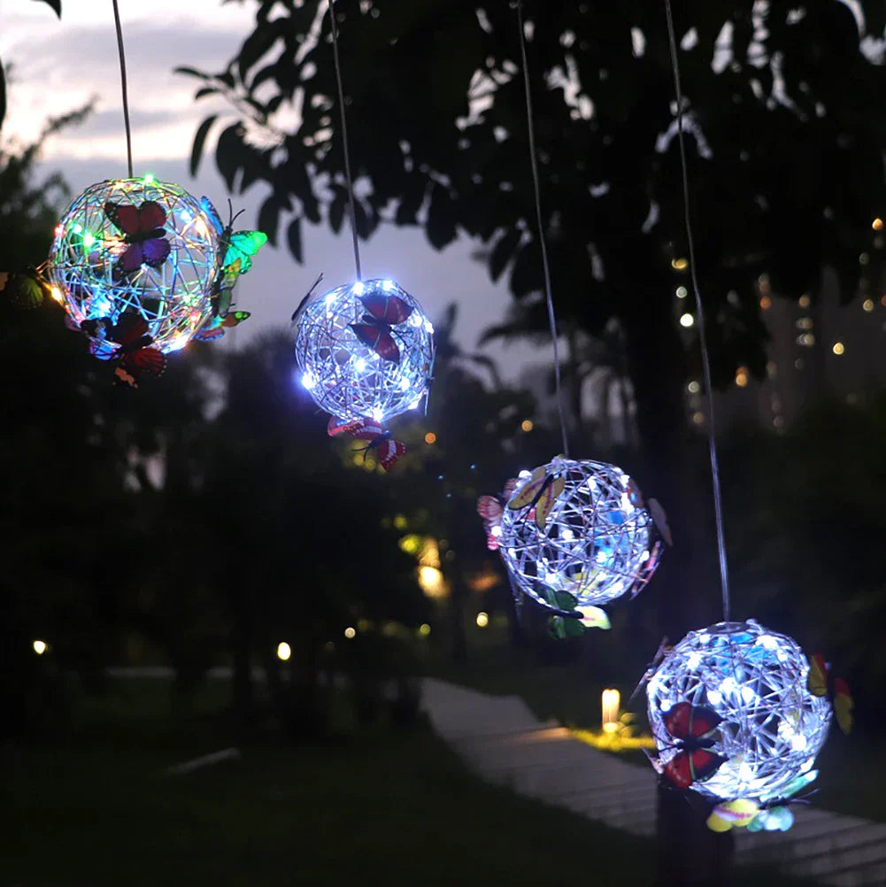 ButterBright - Závesná solárna lampa motýľ