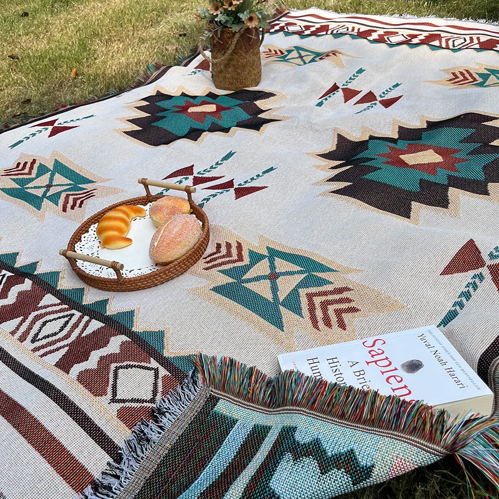 AztecLoom – Oversize boho prikrývka s strapcami z bavlneného mixu na pohovku a posteľ