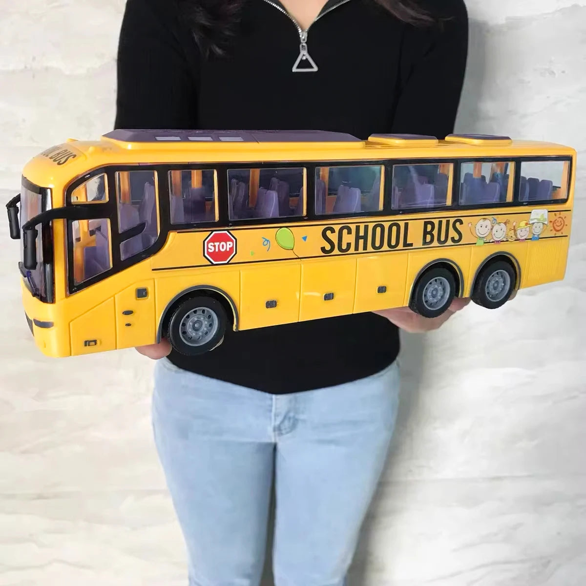 PlayDrive – RC autobus hračka pre deti, ABS, červená/žltá, s diaľkovým ovládaním