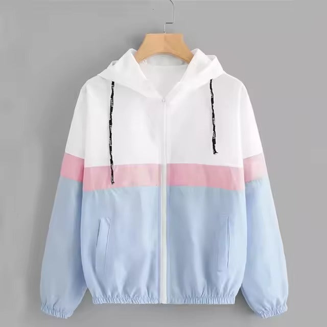 Schicker Regenmantel für Frauen | Stylisch und bequem bei jedem Wetter