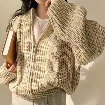 Strickjacke mit grobem Zopfmuster - Ryleigh