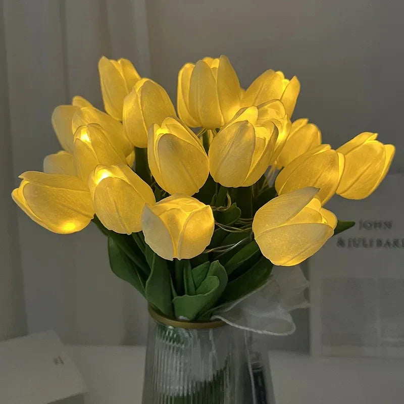 TulipGlow – Prenosná LED tulipánová nočná lampa s teplým svetlom – Dekoratívna