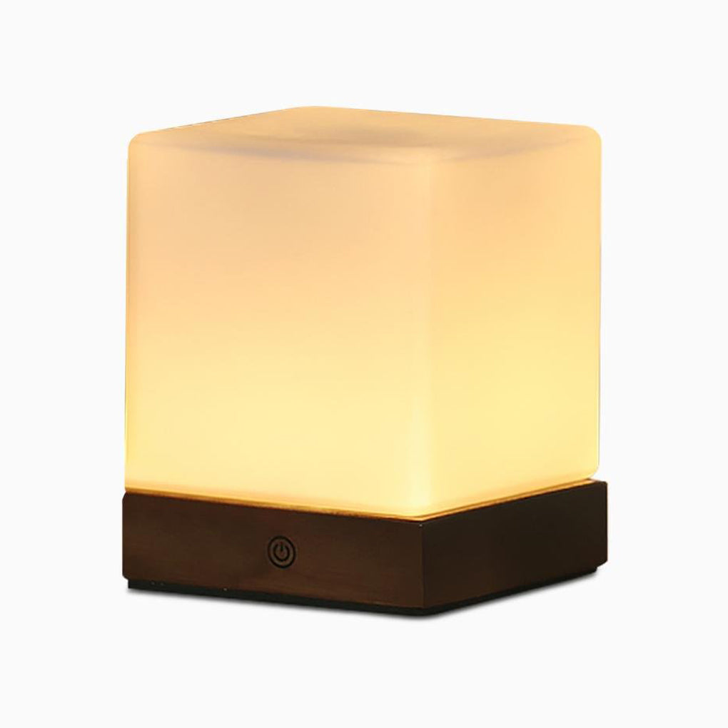 GlowCube - Batteriebetriebene kabellose LED-Tischlampen für eine nordische Mini-Schreibtischleuchte