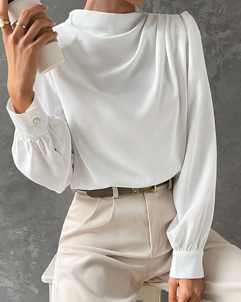 Isabella – Elegante camicetta con ruches e collo alla coreana