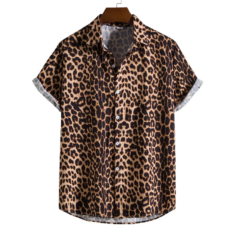 Camicia leggera leopardata – Compagno di stile estivo per lei e lui