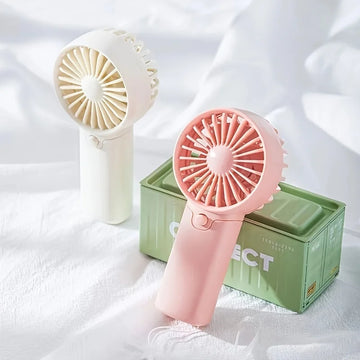 Mini-Windwunder – Tragbarer Ventilator für Frische unterwegs