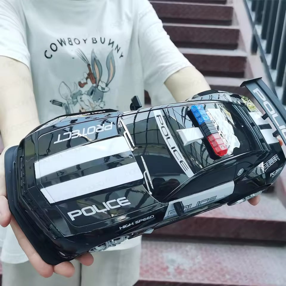 SpeedMax – RC policajné auto 1:12 s LED a 2,4 GHz diaľkovým ovládaním