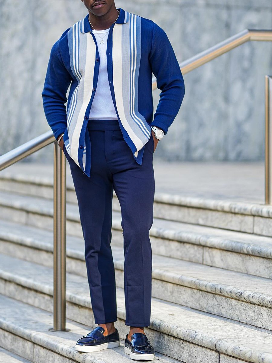 Pánsky pruhovaný pletený sveter s klopami a gombíkovou légou - Štýlový a ležérny