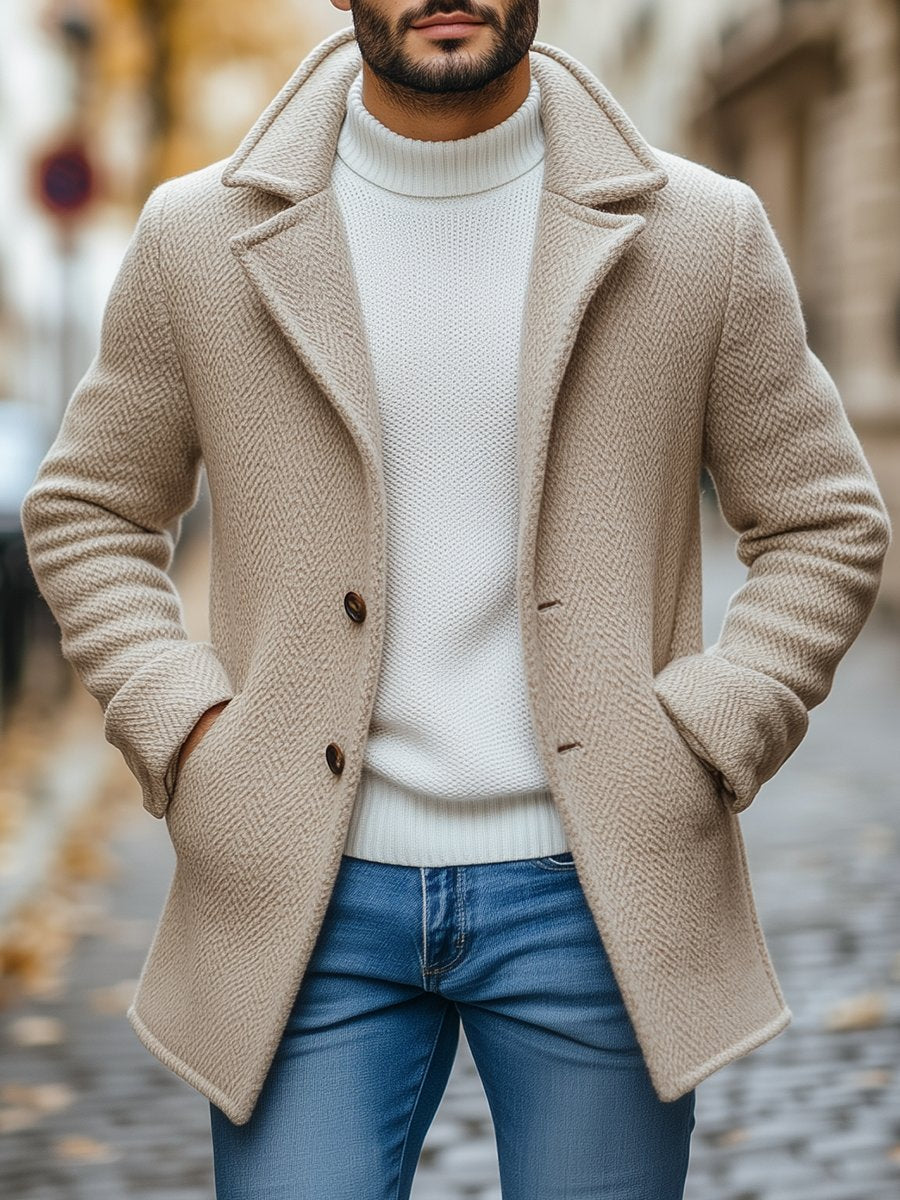 Casual ensfarvet uldkappe med to knapper - Stilfuld og alsidig