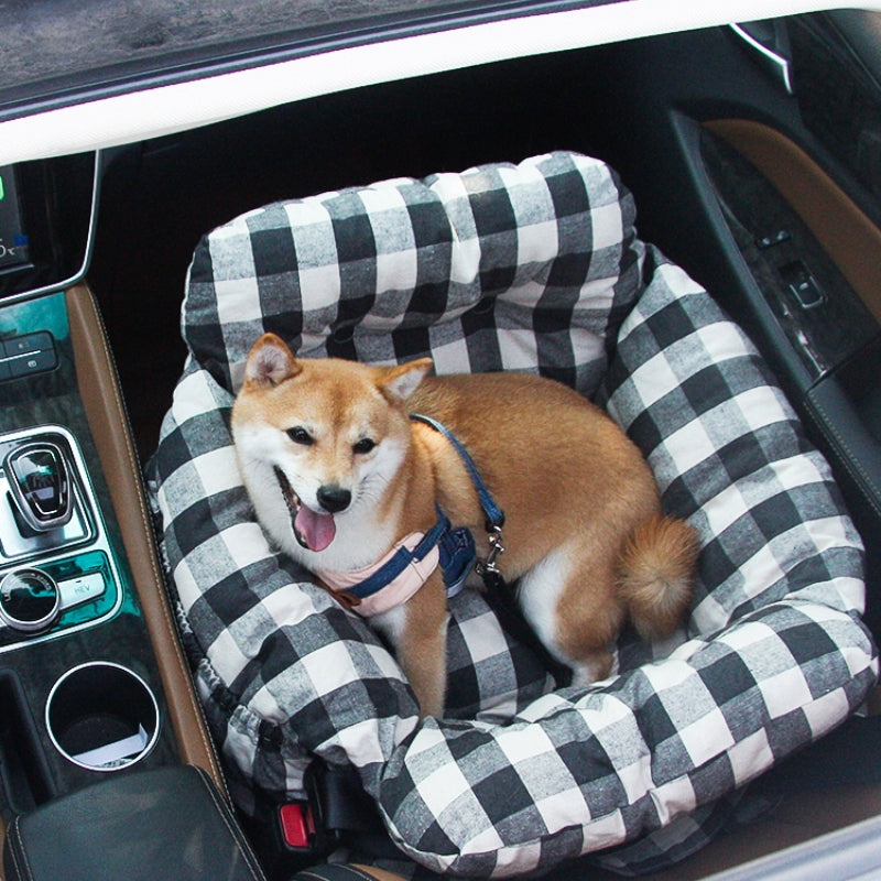 Komfortabel hundekurv til bilen - TravelPaw