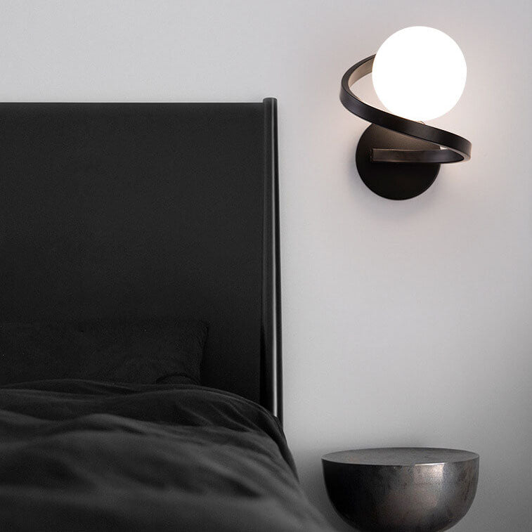 GlowFlex - Moderne gebogene minimalistische Wandleuchte aus Eisen