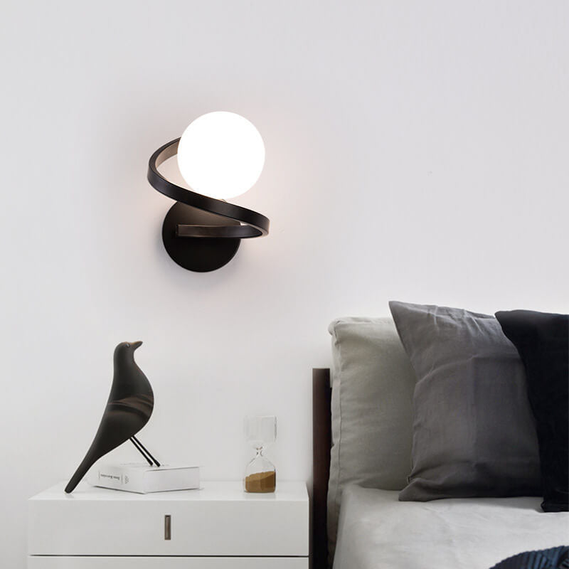 GlowFlex - Moderne gebogene minimalistische Wandleuchte aus Eisen