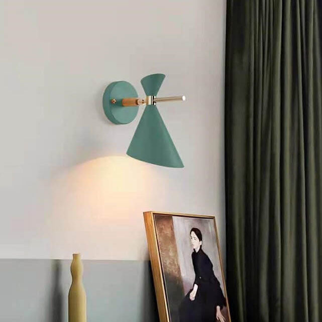NordicElegance - Einfache Wandleuchte von Horn