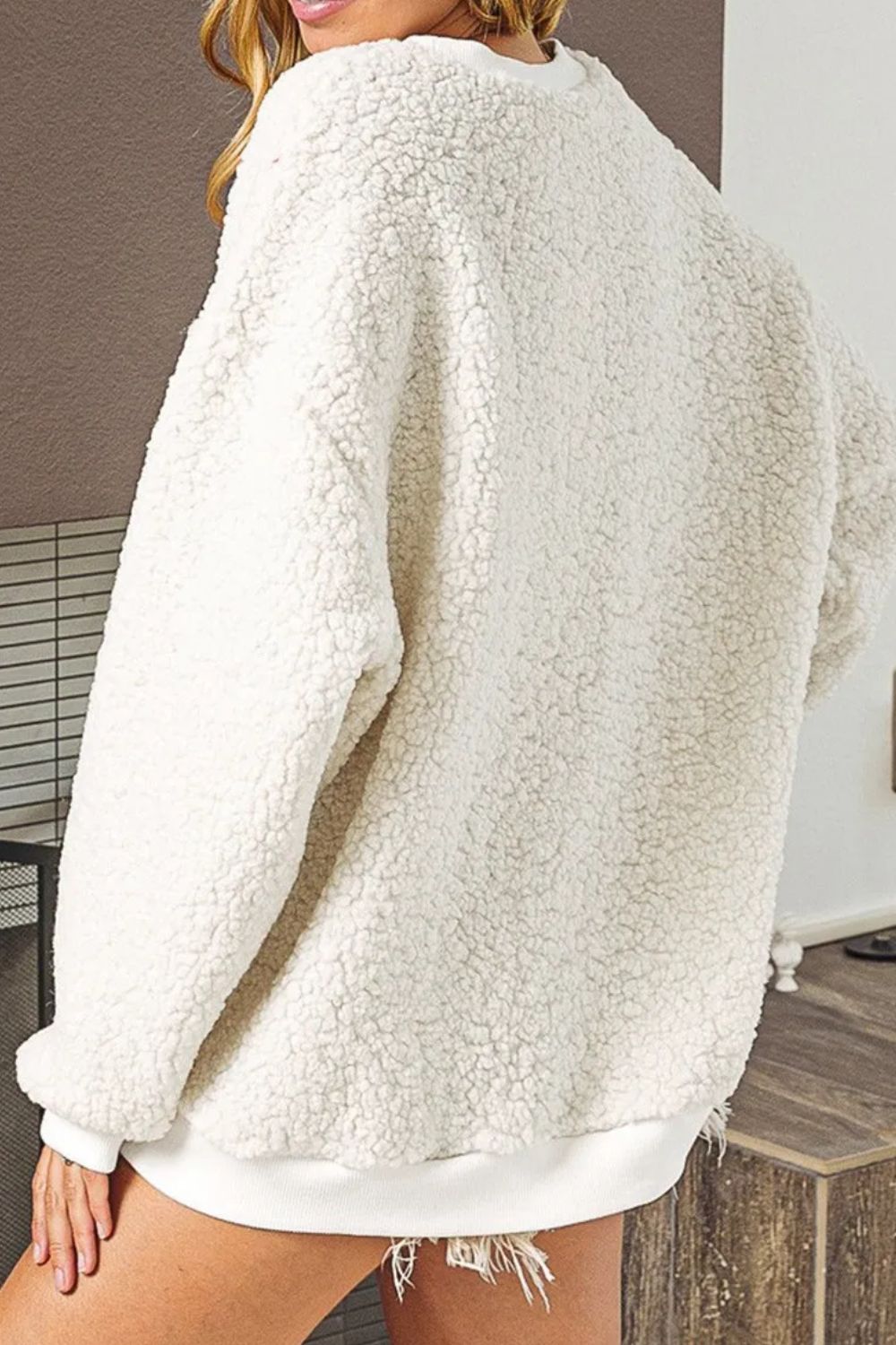 Merry & Bright Sweatshirt mit Rundhalsausschnitt - Festtagspullover
