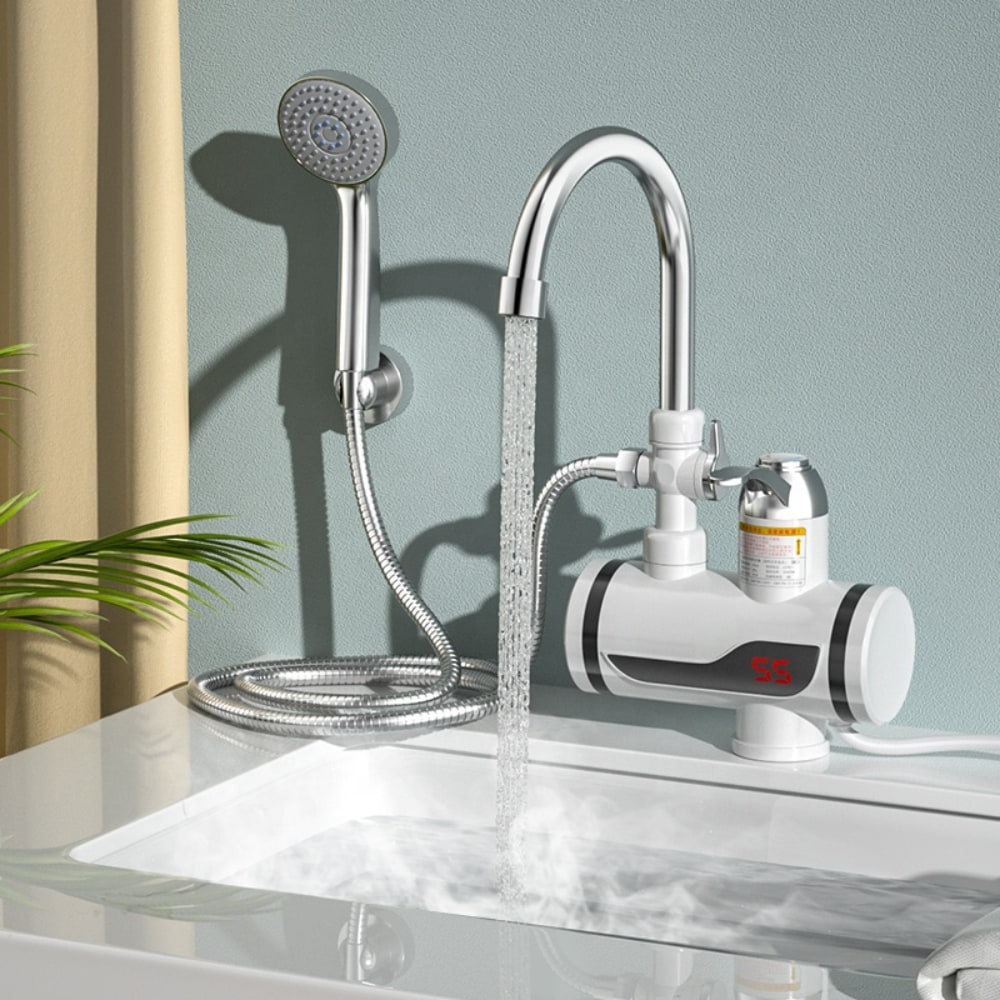 Robinet et douche avec chauffage intégré pour eau chaude instantanée