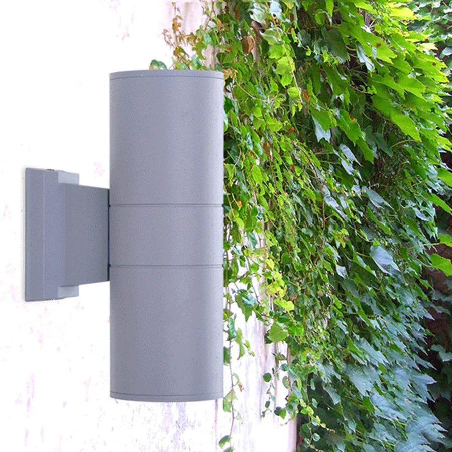 AlumiBright - Wandleuchte aus Aluminium