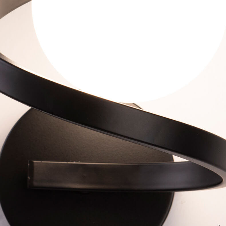 GlowFlex - Moderne gebogene minimalistische Wandleuchte aus Eisen