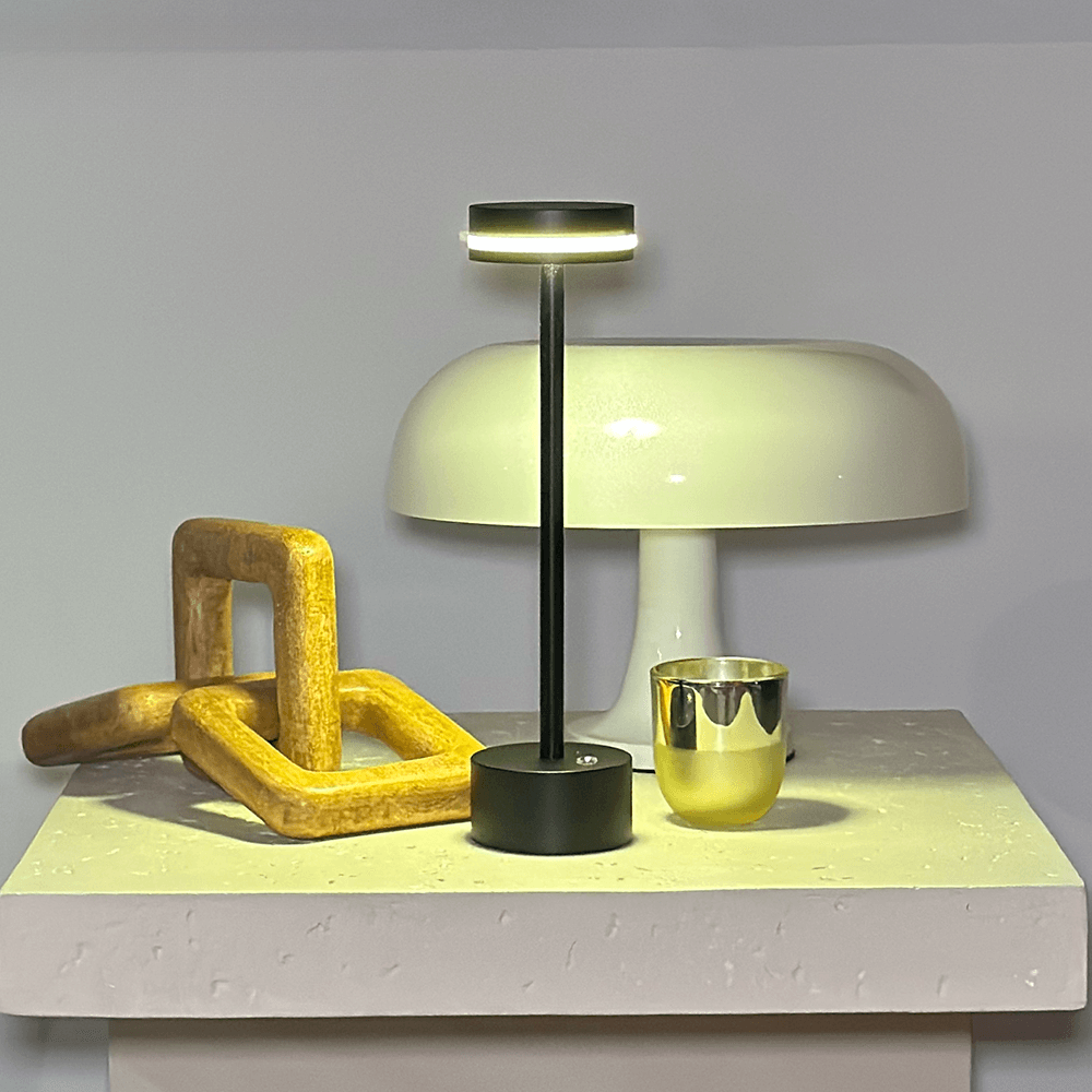 Devako LuxeLight | Kabellose Tischleuchte - Beleuchten Sie Ihren Raum mit Raffinesse