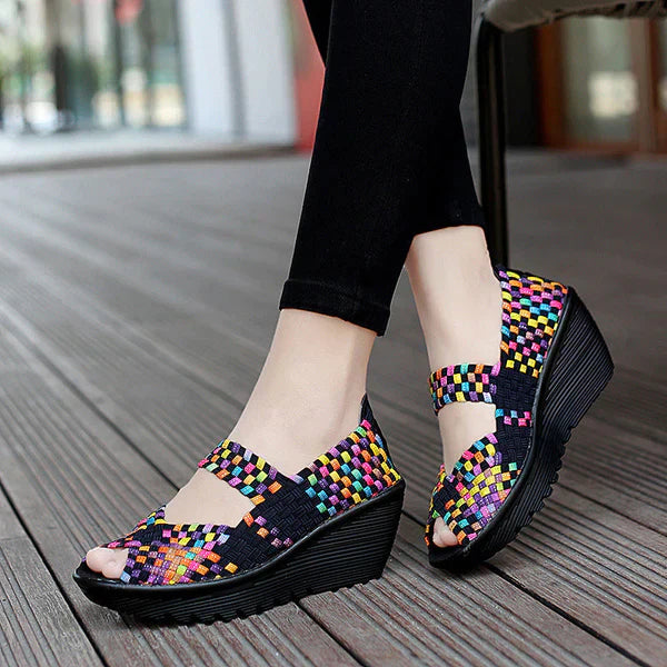 FeatherEase - Bequeme Keilabsatzsandalen mit weicher Sohle