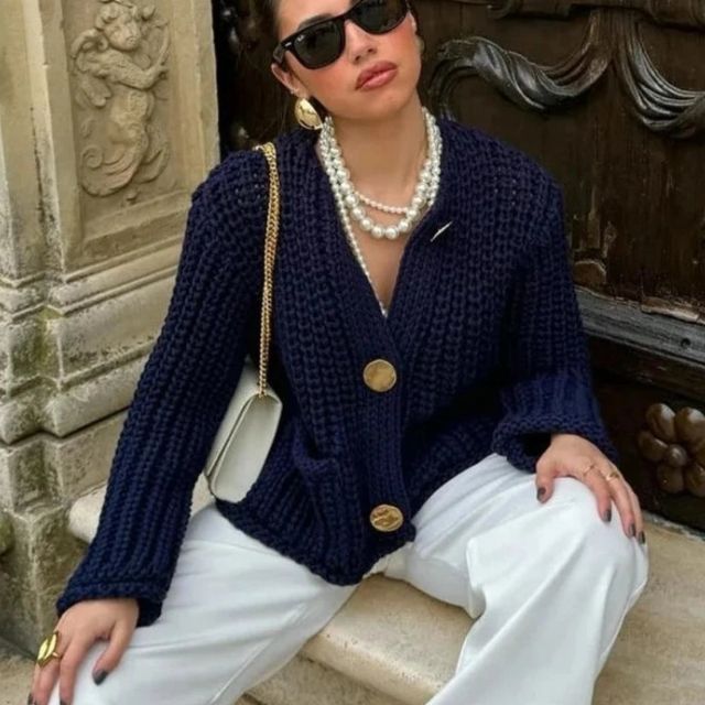 Grob gestrickte Strickjacke mit großen Knöpfen - Allison