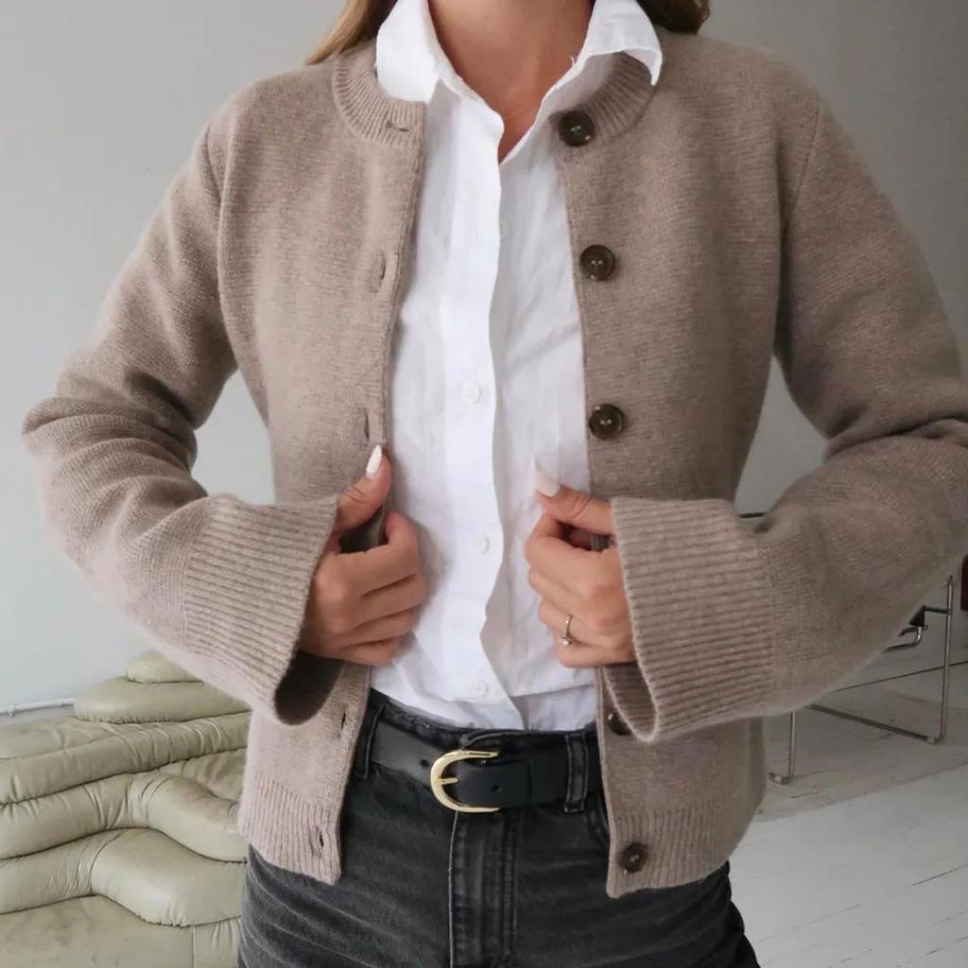 Klassische Strickjacke mit Knopfverschluss - Eudocia