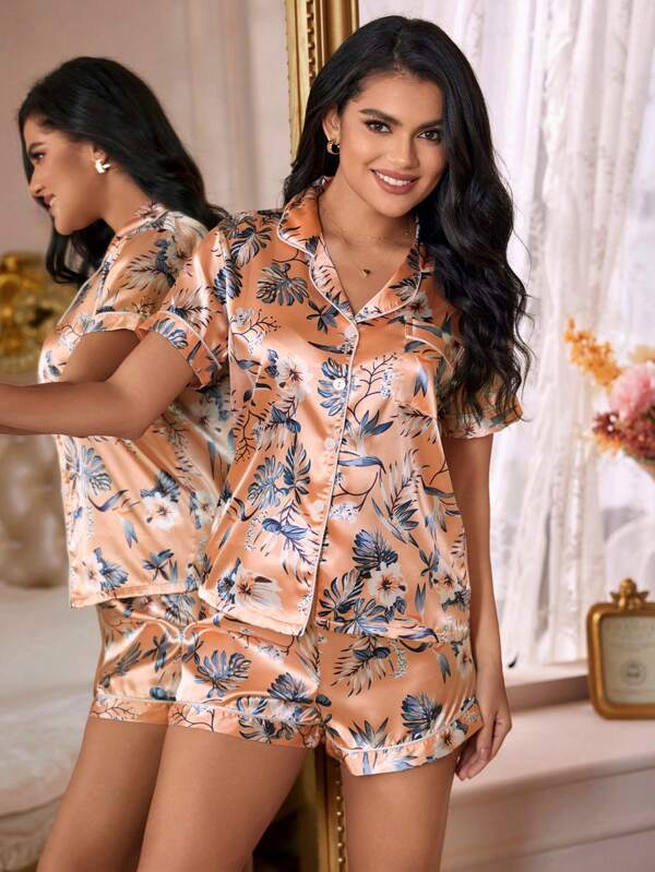 Pyjama-Set mit lebhaftem tropischem Druck aus Satin - Ilisha