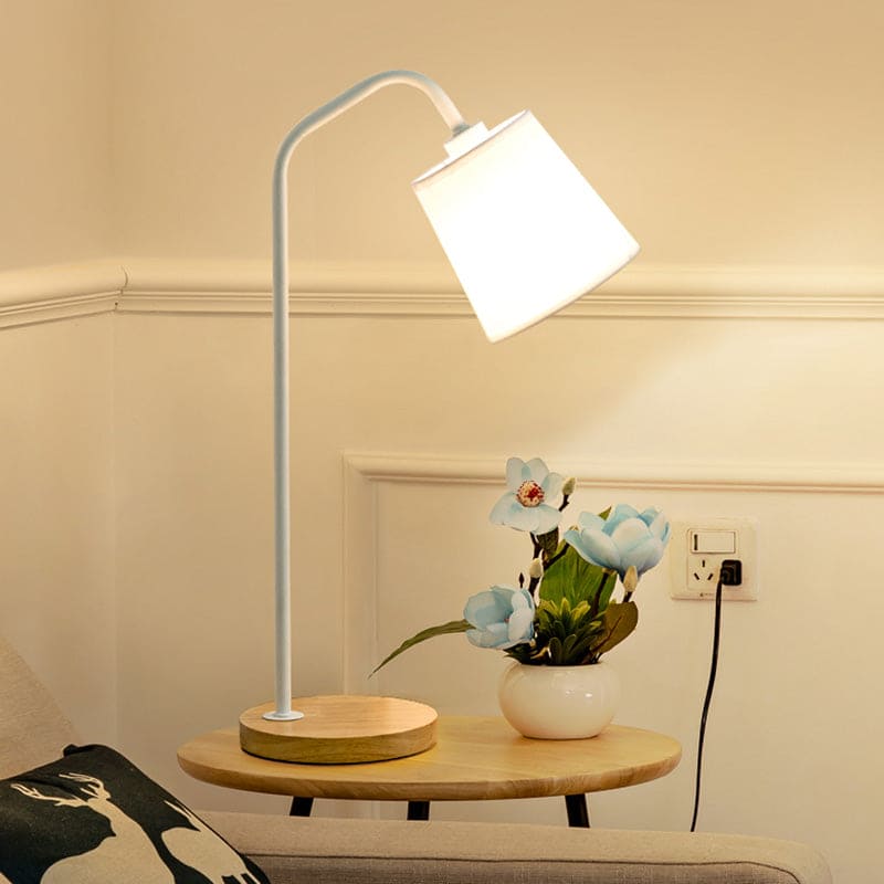 GlowLine - lampada da tavolo a forma conica