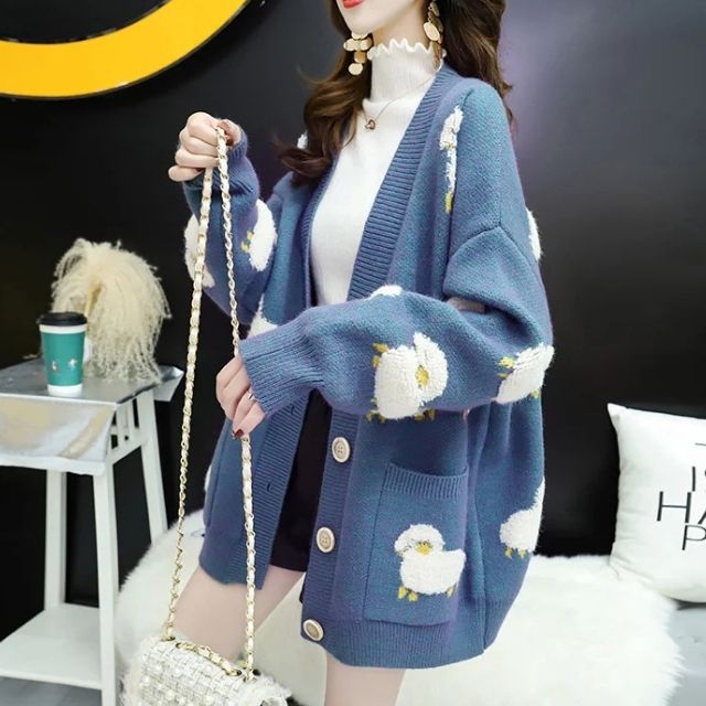 Dicke Strickjacke mit Schafmotiv - Bonnie