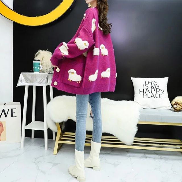 Dicke Strickjacke mit Schafmotiv - Bonnie