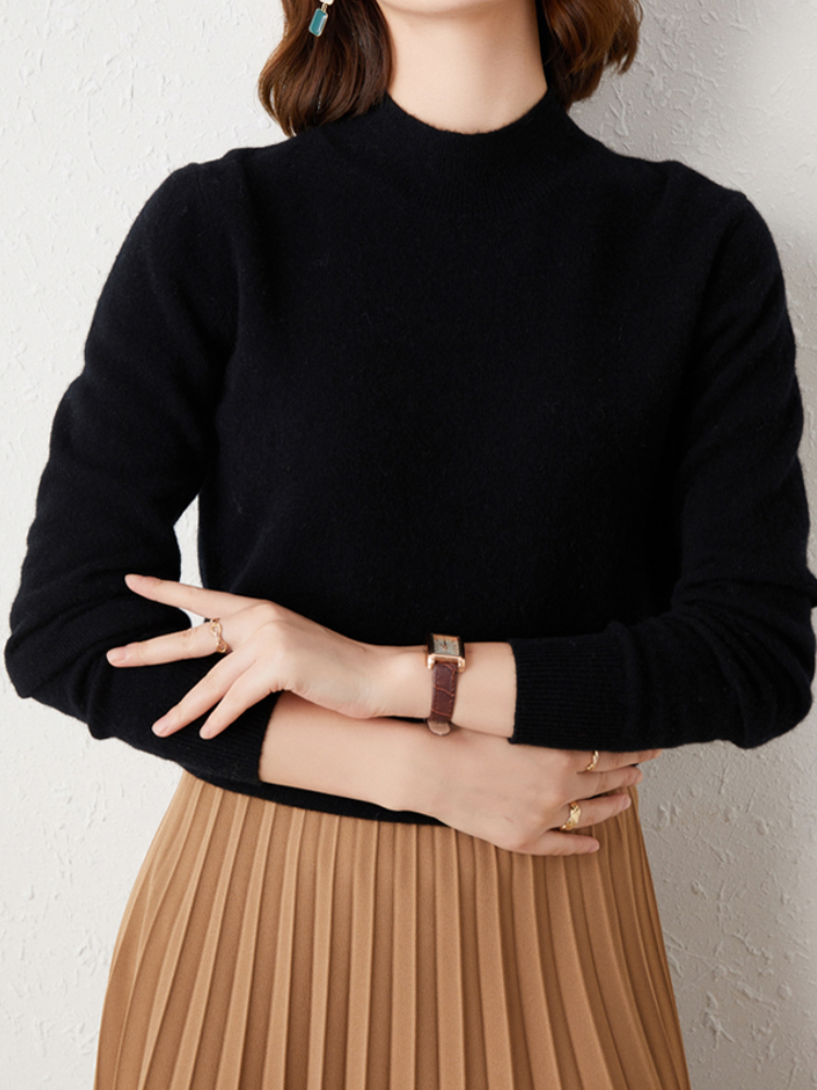 Yzelka pullover | Klassisk damepullover med høj halsudskæring | Stilfuldt og behageligt design