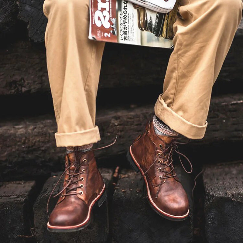 Adonis - Langlebige und Handgefertigte Lederstiefel