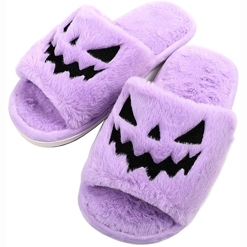 GhostSteps – Winterliche Halloween-Pantoffeln mit Antirutschsohle