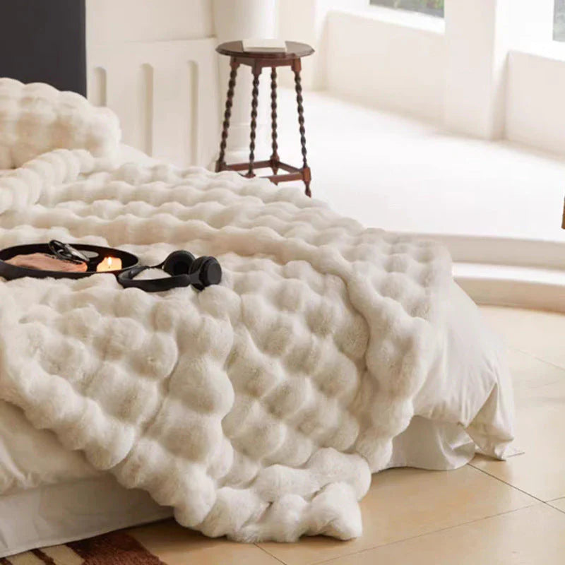 Luxuriöse weiche Felldecke - SnuggleFur