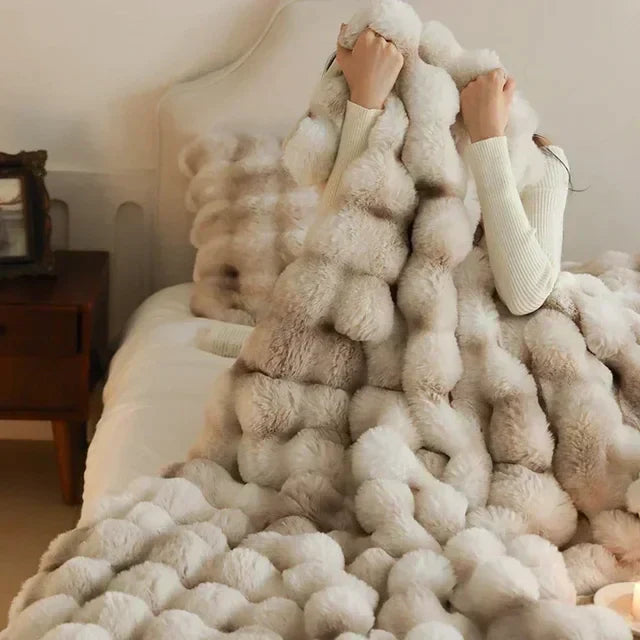 Tragbare flauschige Kunstpelz-Decke - VeluLuxe