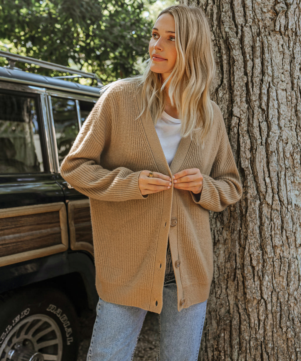 Morbida giacca di cashmere lavorata a maglia – Stile senza tempo incontra comfort raffinato